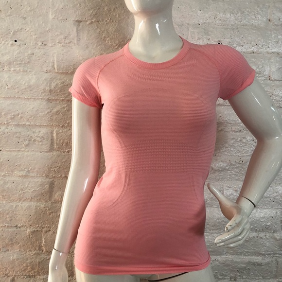 LULULEMON SHIRT SIZE 8 Excellent condition - Picture 2 of 8